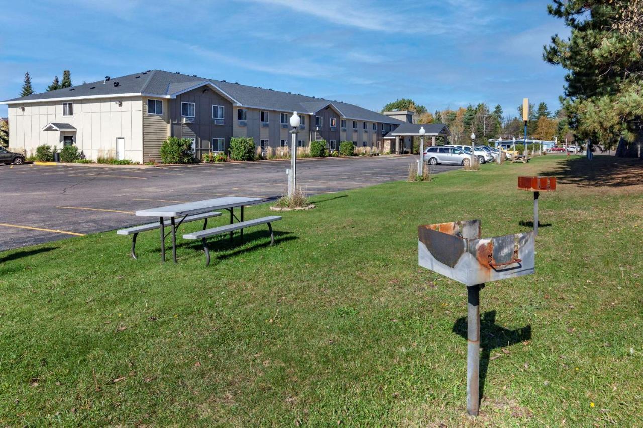 Comfort Inn Rhinelander Eksteriør billede